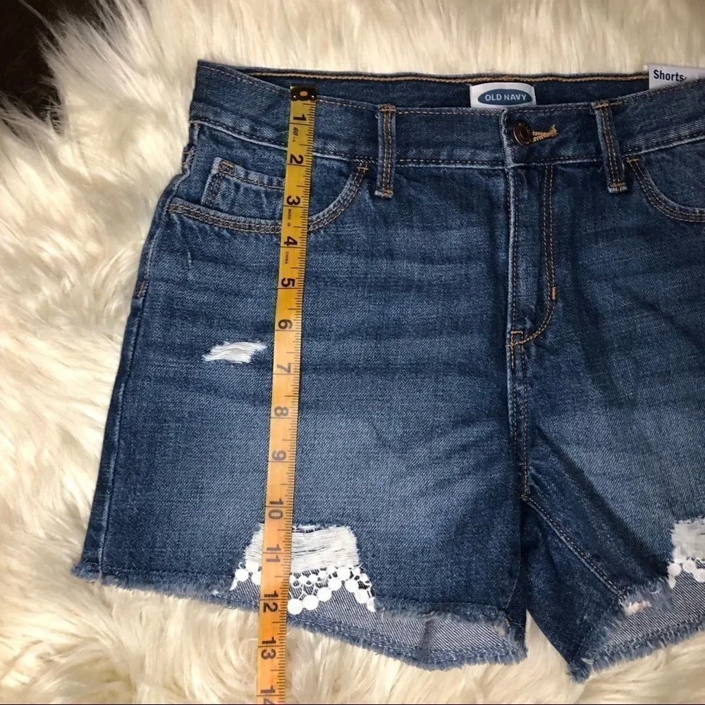 Old navy girls denim cut off W/ lace size 16